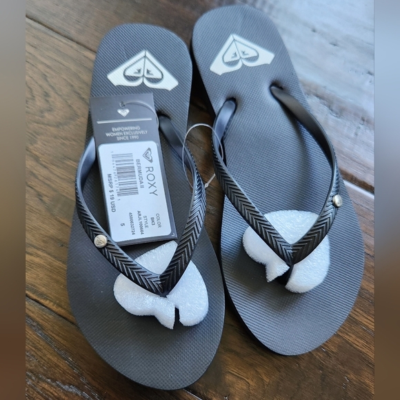 ROXY BERMUDA II WOMEN'S SANDALS. New with tags. - Picture 1 of 10